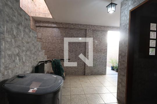 Lavanderia de casa à venda com 2 quartos, 125m² em Aricanduva, São Paulo
