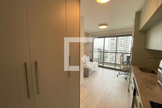 Studio de kitnet/studio para alugar com 1 quarto, 25m² em Santo Amaro, São Paulo