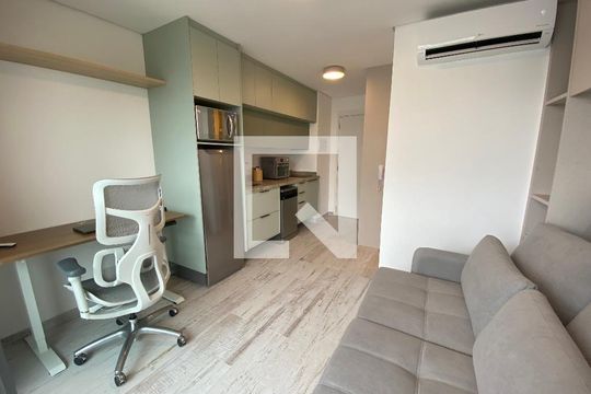 Studio de kitnet/studio para alugar com 1 quarto, 25m² em Santo Amaro, São Paulo