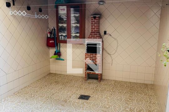 Churrasqueira de casa à venda com 2 quartos, 142m² em Jardim Marcel, São Paulo