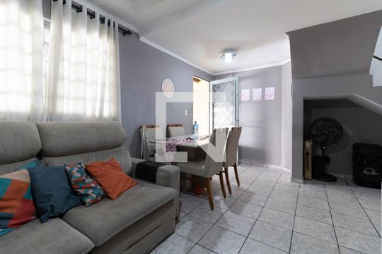Sala de casa à venda com 2 quartos, 200m² em Sacoma, São Paulo