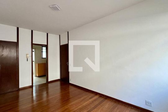 Sala de apartamento à venda com 4 quartos, 180m² em Funcionários, Belo Horizonte