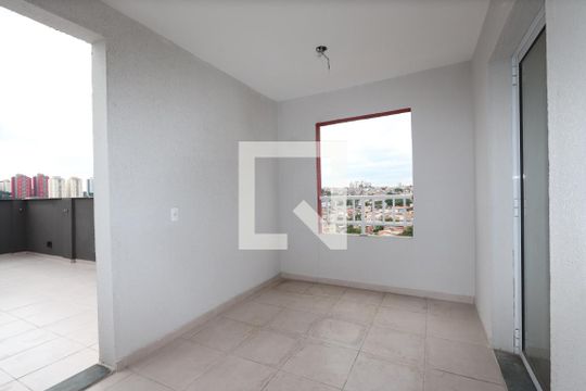 Varanda de kitnet/studio para alugar com 1 quarto, 40m² em Vila Ema, São Paulo