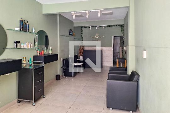 Sala 2 de casa à venda com 2 quartos, 300m² em Barreto, Niterói