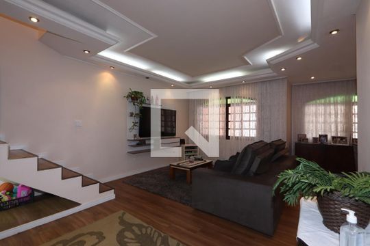 Sala de casa à venda com 3 quartos, 168m² em Vila Santa Clara, São Paulo