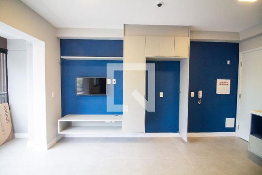 Sala / Quarto - Studio de kitnet/studio para alugar com 1 quarto, 49m² em Campo Belo, São Paulo