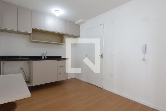 Sala de apartamento à venda com 2 quartos, 30m² em Vila Sônia, São Paulo