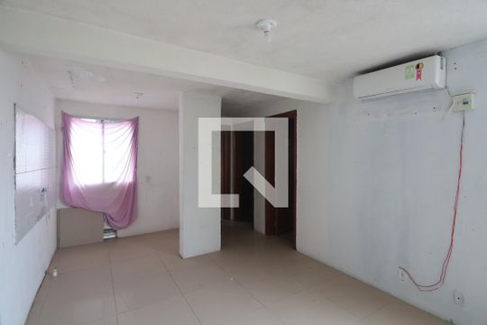 Sala de apartamento para alugar com 2 quartos, 43m² em Rio Branco, Canoas