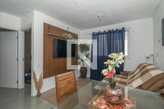 Sala de apartamento à venda com 2 quartos, 41m² em Passo das Pedras, Porto Alegre