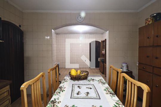 Cozinha de casa à venda com 3 quartos, 180m² em Vila Silvestre, Santo André