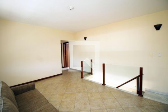 Sala 2 de casa à venda com 5 quartos, 171m² em Irajá, Rio de Janeiro