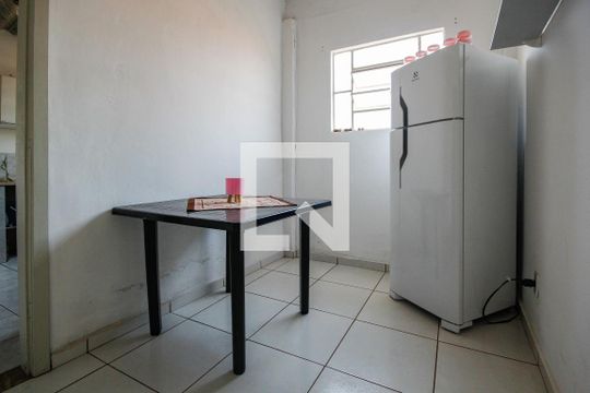 Sala de casa à venda com 3 quartos, 120m² em Vila Boacava, São Paulo