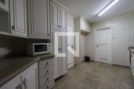 Cozinha de casa para alugar com 4 quartos, 610m² em Centro, Ribeirão Preto