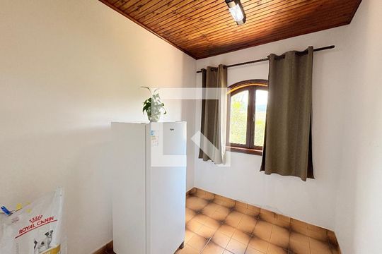 Área para despensa de casa de condomínio à venda com 4 quartos, 4000m² em Malota, Jundiaí
