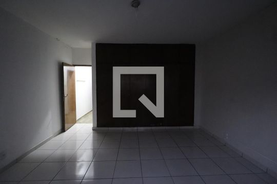Quarto 1 de casa para alugar com 2 quartos, 115m² em Penha de França, São Paulo