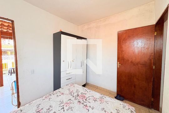 Casa à venda com 3 quartos, 300m² em Vila Tupi, Várzea Paulista