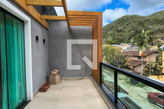 Varanda da Suíte 1 de casa de condomínio à venda com 3 quartos, 196m² em Vargem Grande, Rio de Janeiro