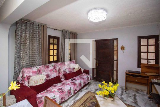 Sala Casa 1 de casa à venda com 4 quartos, 250m² em Piraporinha, Diadema