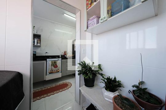 Cozinha e Área de Serviço de apartamento para alugar com 2 quartos, 78m² em Penha de França, São Paulo