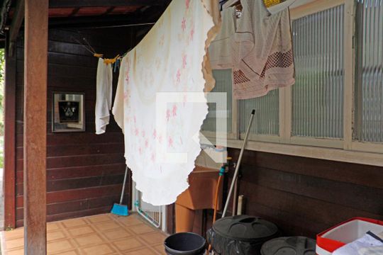 Área de Serviço de casa de condomínio para alugar com 3 quartos, 840m² em Condomínio Estância Marambaia, Vinhedo