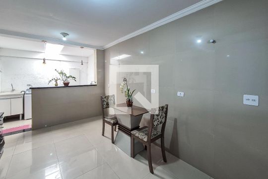 Cozinha de casa à venda com 2 quartos, 200m² em Jardim Andrea Demarchi, São Bernardo do Campo