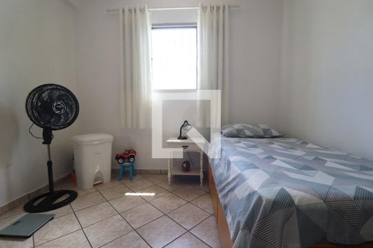 Quarto 2 de casa à venda com 3 quartos, 138m² em Cidade São Jorge, Santo André