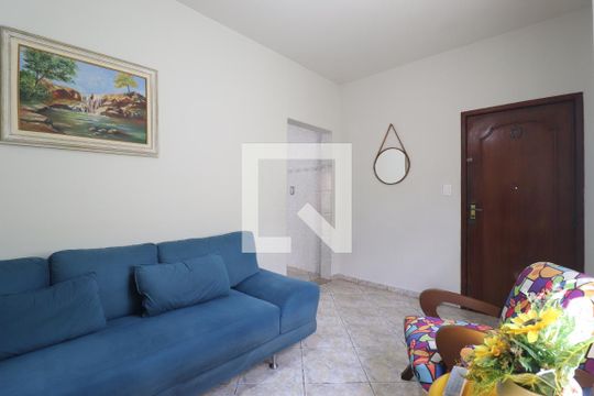 Sala de casa à venda com 3 quartos, 138m² em Cidade São Jorge, Santo André
