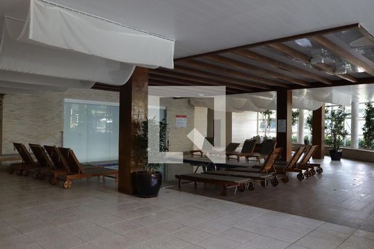 Área comum de apartamento para alugar com 3 quartos, 121m² em Jardim Monte Kemel, São Paulo