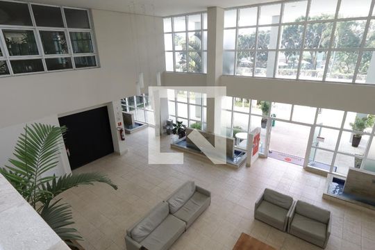 Área comum de apartamento para alugar com 3 quartos, 121m² em Jardim Monte Kemel, São Paulo