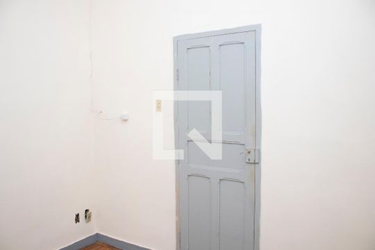 Quarto 2 de casa à venda com 5 quartos, 360m² em Santa Efigênia, Belo Horizonte
