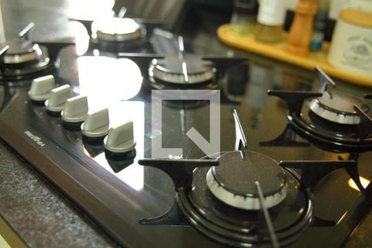 Cozinha 1 de apartamento à venda com 3 quartos, 115m² em Jardim Calux, São Bernardo do Campo
