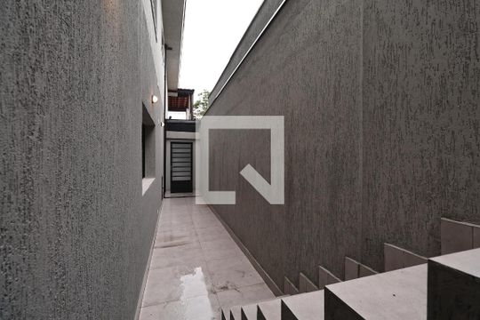 Corredor de casa à venda com 5 quartos, 280m² em Jardim Ocara, Santo André