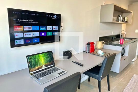 Quarto  de apartamento para alugar com 1 quarto, 24m² em Auxiliadora, Porto Alegre