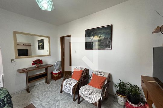 Sala de casa à venda com 4 quartos, 280m² em Piedade, Rio de Janeiro