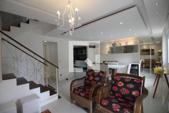 Sala de casa de condomínio à venda com 4 quartos, 166m² em Freguesia (jacarepaguá), Rio de Janeiro