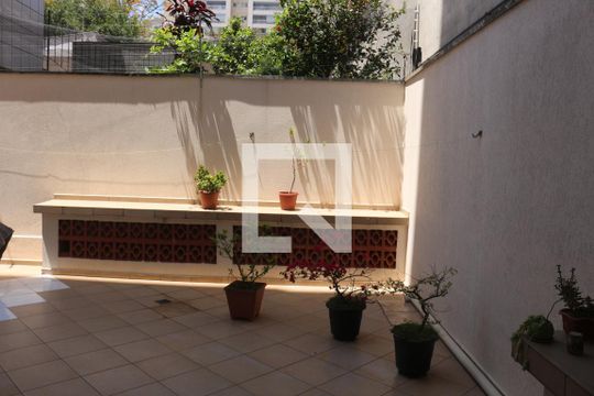 Quintal de apartamento à venda com 3 quartos, 160m² em Santa Maria, São Caetano do Sul