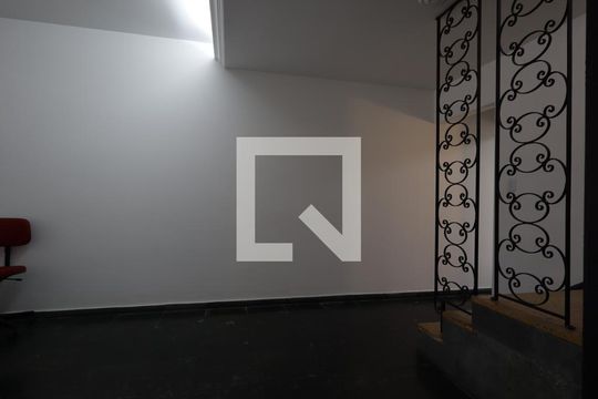 Sala de casa à venda com 3 quartos, 134m² em Jardim Monte Kemel, São Paulo