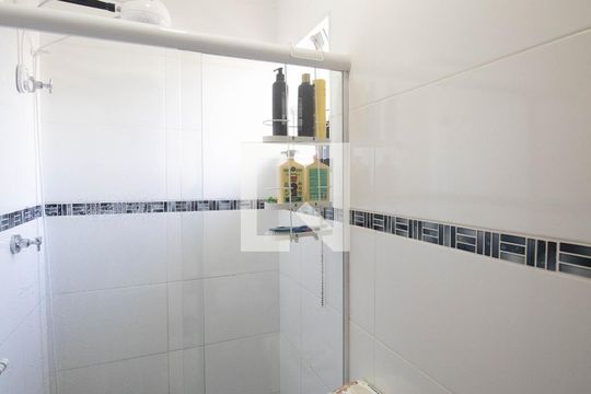 Banheiro da Suíte 1 de casa de condomínio à venda com 2 quartos, 65m² em Vila Gustavo, São Paulo