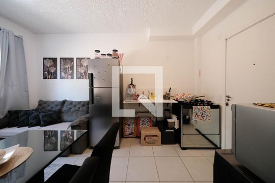 Sala/Cozinha de apartamento à venda com 2 quartos, 33m² em Vila Ré, São Paulo