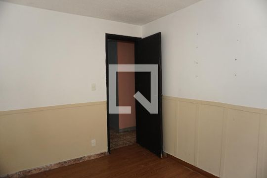 Quarto 1 de apartamento para alugar com 2 quartos, 57m² em Parque Jane, Embu das Artes