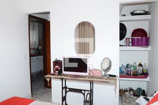 Quarto 2 de casa para alugar com 2 quartos, 40m² em Providência, Belo Horizonte