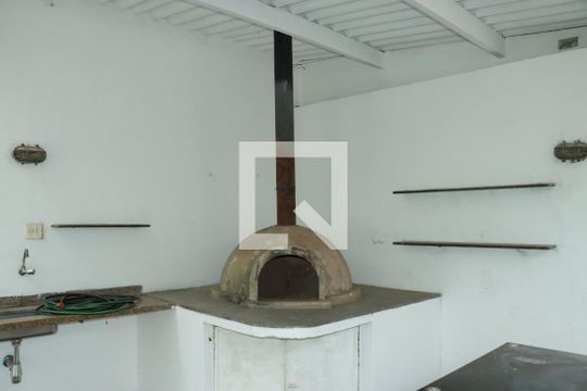 Área comum de casa de condomínio para alugar com 5 quartos, 750m² em Chácara Eliana, Cotia