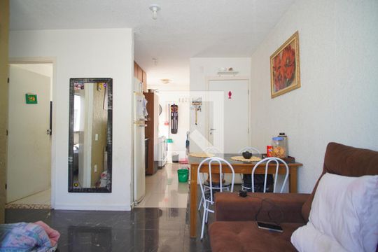 Sala de apartamento à venda com 2 quartos, 41m² em Santa Rosa de Lima, Porto Alegre