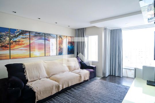 Sala de TV de apartamento para alugar com 3 quartos, 180m² em Vila Mussoline, São Bernardo do Campo