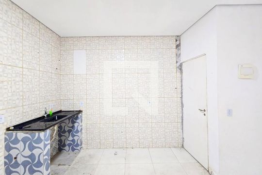 Studio de kitnet/studio para alugar com 1 quarto, 25m² em Jardim Adriana, Guarulhos