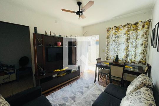 Sala 2 de casa à venda com 3 quartos, 180m² em Vila Florida, Guarulhos