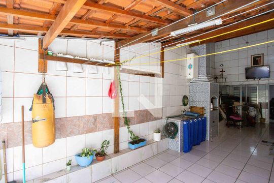 Espaço Gourmet de casa à venda com 3 quartos, 72m² em Conceição, Diadema