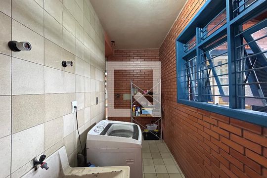 Área de Serviço de casa para alugar com 4 quartos, 290m² em Ideal, Novo Hamburgo