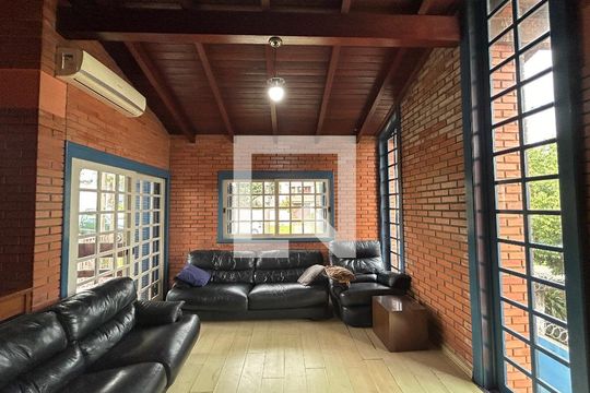 Sala de casa para alugar com 4 quartos, 290m² em Ideal, Novo Hamburgo