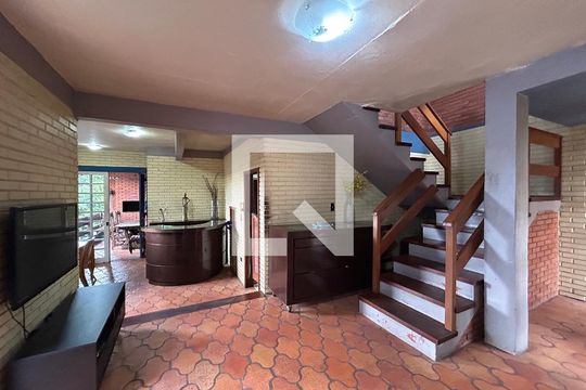 Sala de casa para alugar com 4 quartos, 290m² em Ideal, Novo Hamburgo